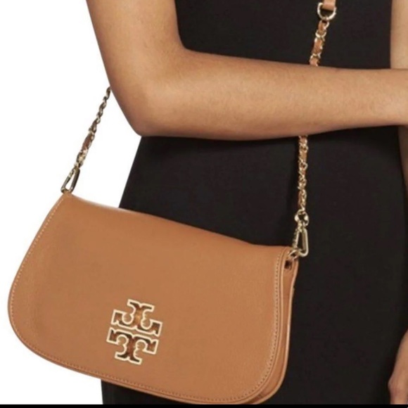 Tory Burch Handbags - Tory Burch Britten Clutch/Shoulder Bag